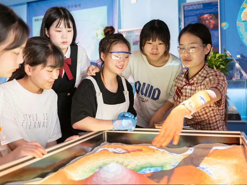 丹凤数字化地理实验室