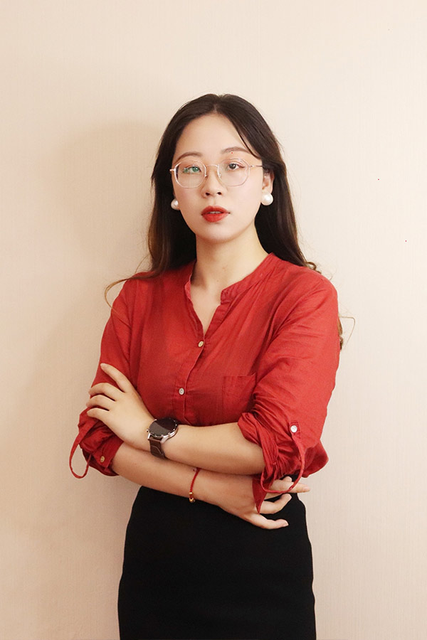 丹凤张治华 本科学历，毕业于陕西师范大学