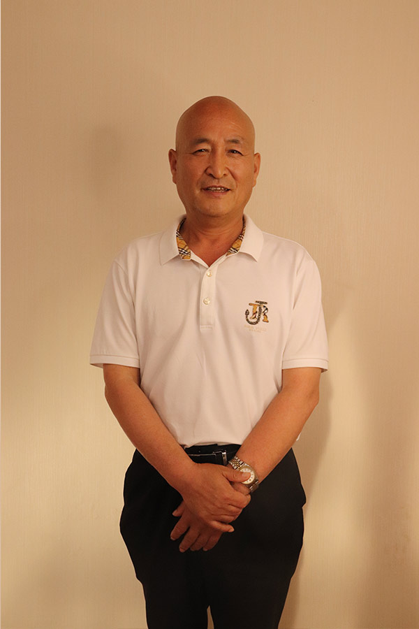 丹凤杨养民 本科学历，毕业于陕西师范大学
